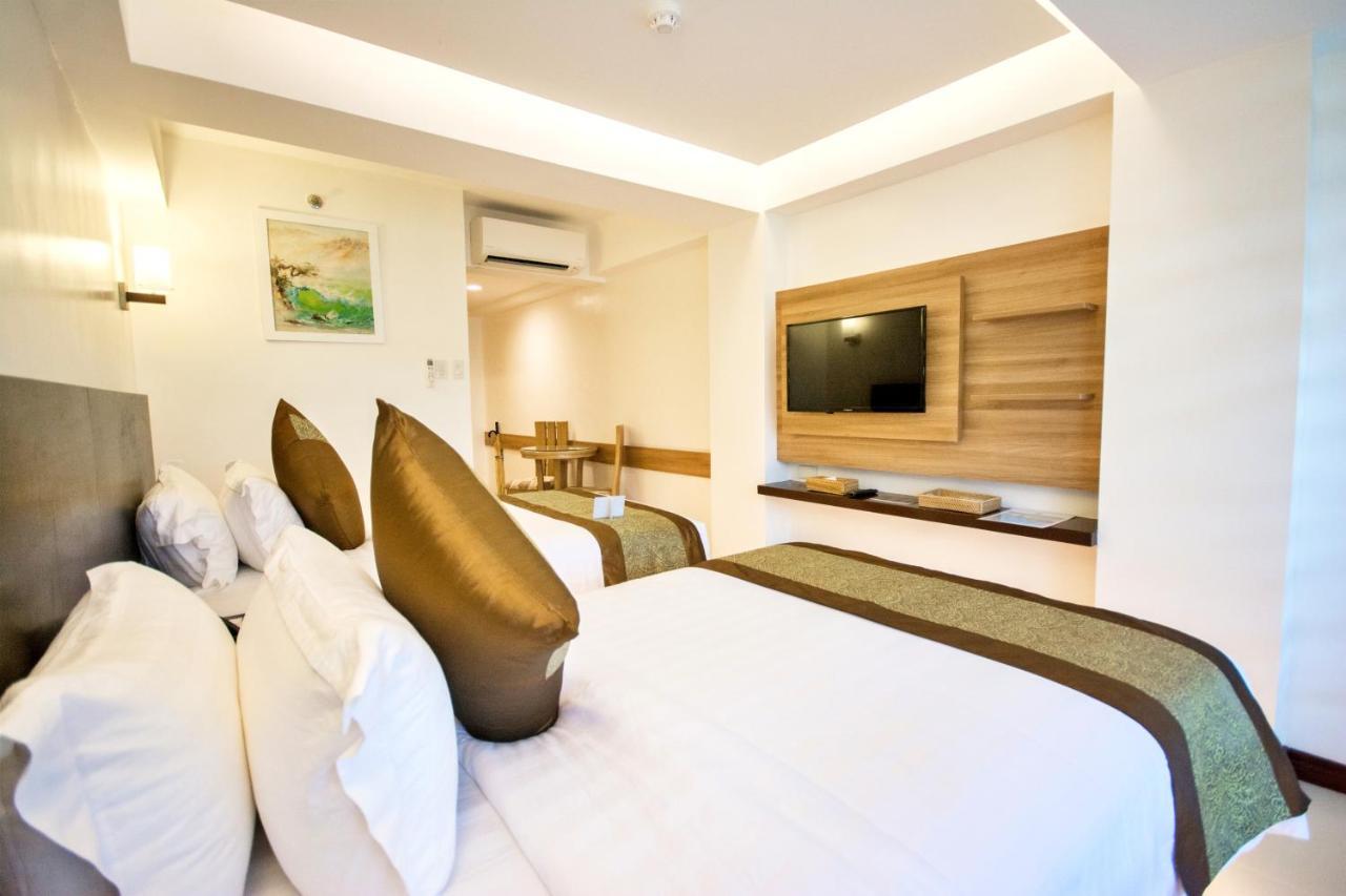 Manoc-Manoc Commander Suites De Boracay מראה חיצוני תמונה