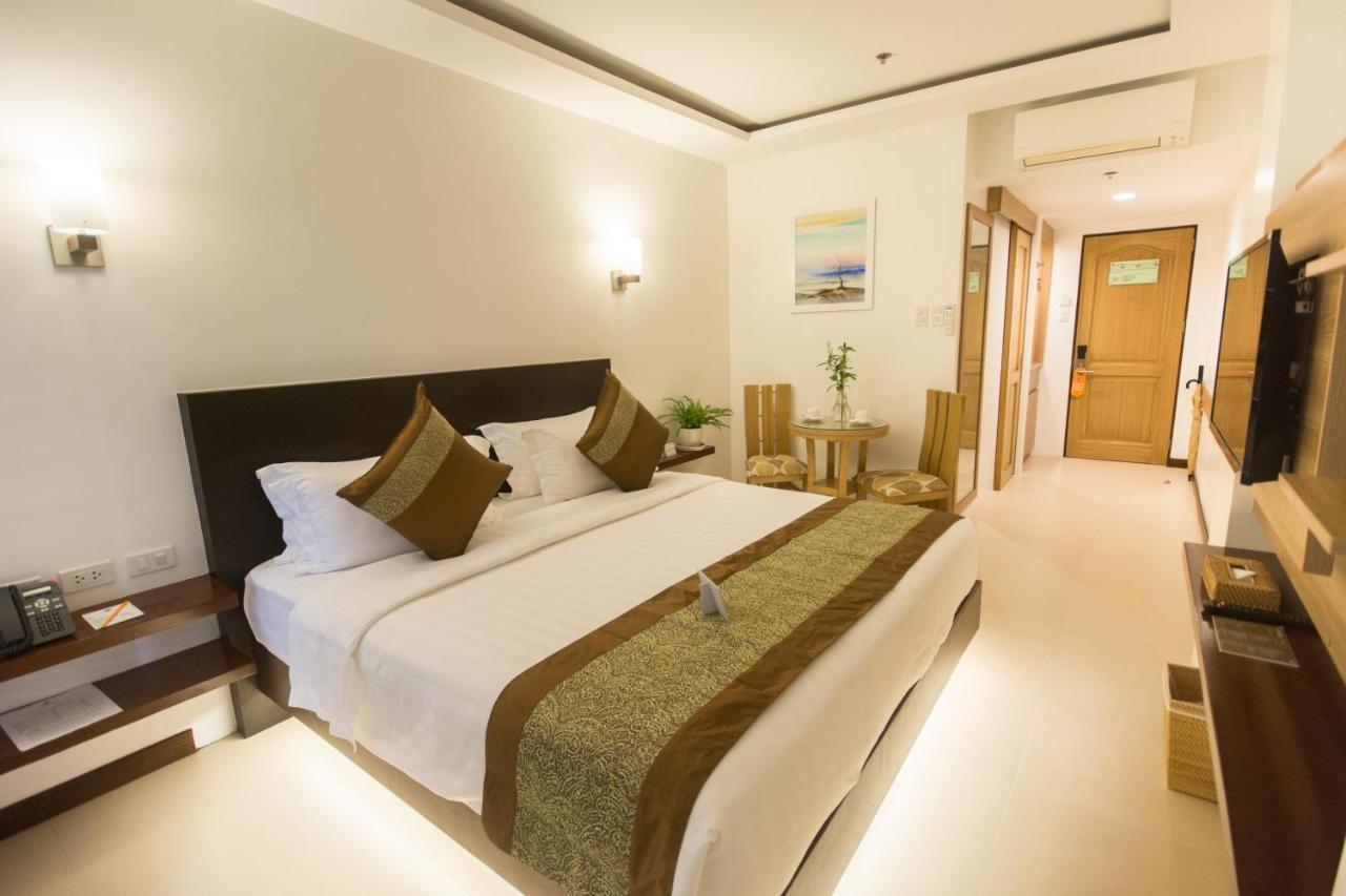 Manoc-Manoc Commander Suites De Boracay מראה חיצוני תמונה