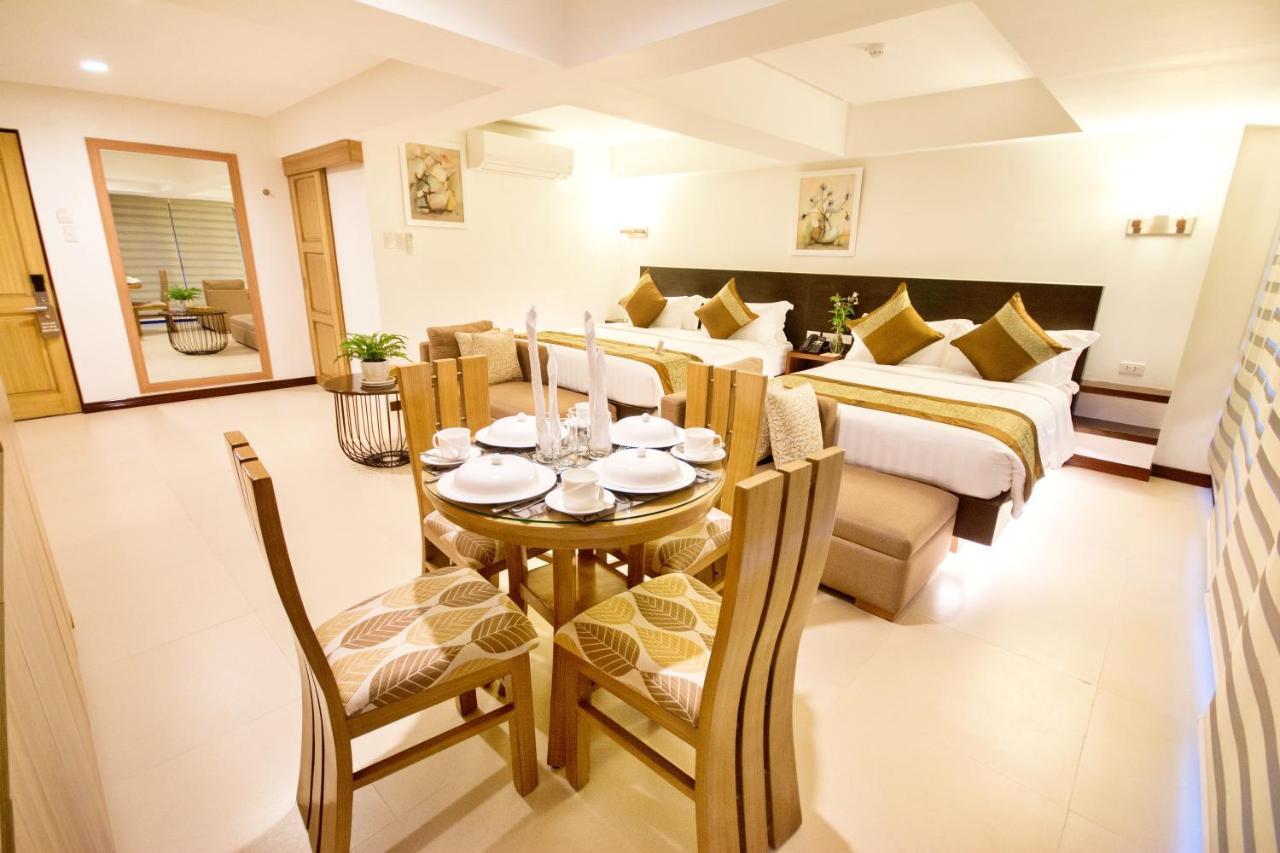 Manoc-Manoc Commander Suites De Boracay מראה חיצוני תמונה