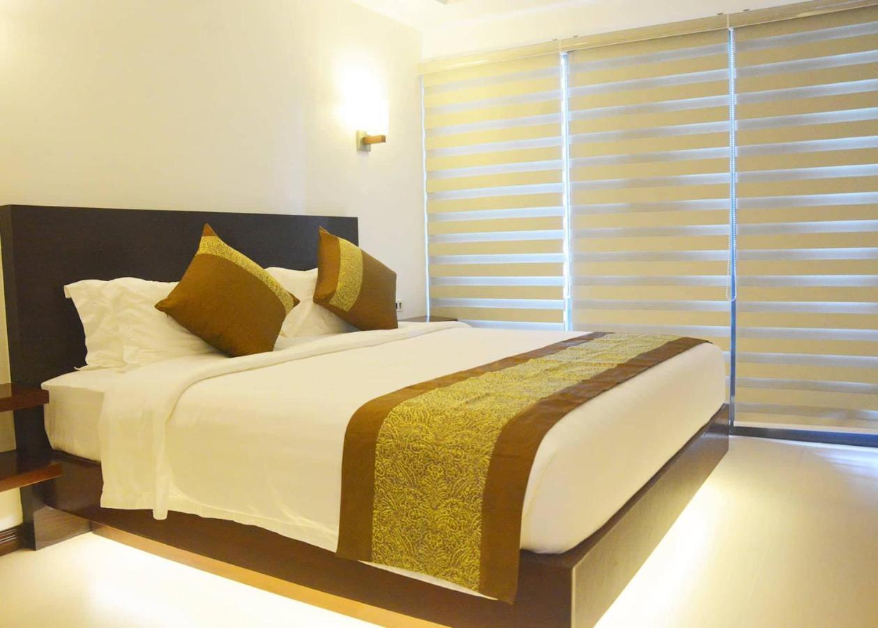 Manoc-Manoc Commander Suites De Boracay מראה חיצוני תמונה